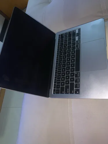 Macbook air M1 