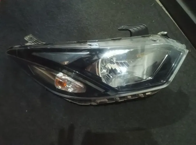 Farol Onix 2013 A 2019