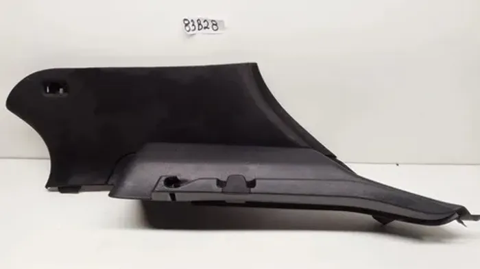 Acabamento Lado Direito Mercedes-benz A200 2015 A1766900525