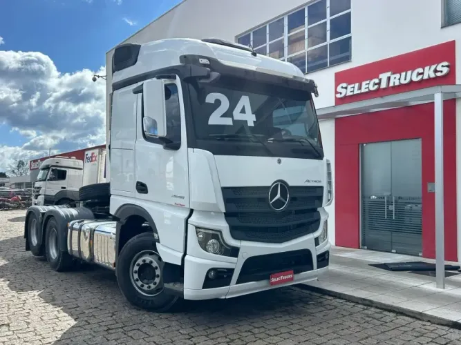 Mercedes-Benz Actros 2548 6x2.