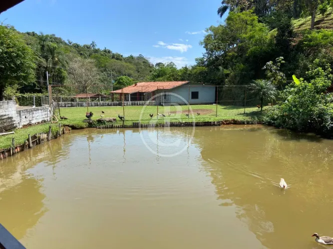 Sítio em jacarei sp