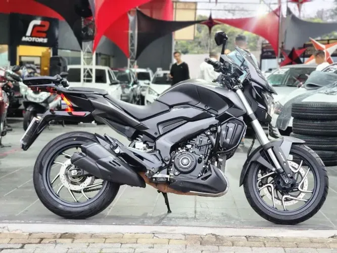 Dominar D400 2025 - Impecável, revisada ! Aceito troca e financio ! C.Crédito em até 24x*