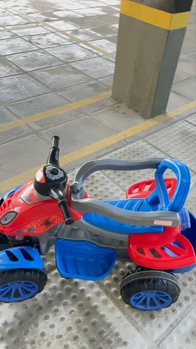 Carrinho empurrador infantil