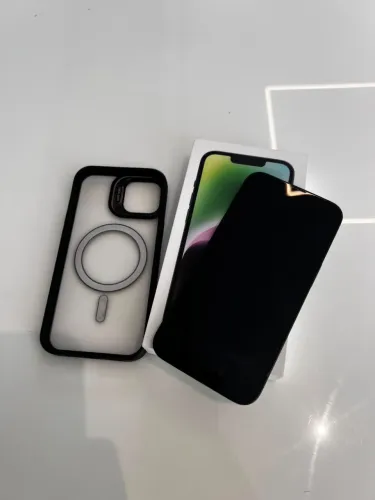 iPhone 14 256GB em garantia