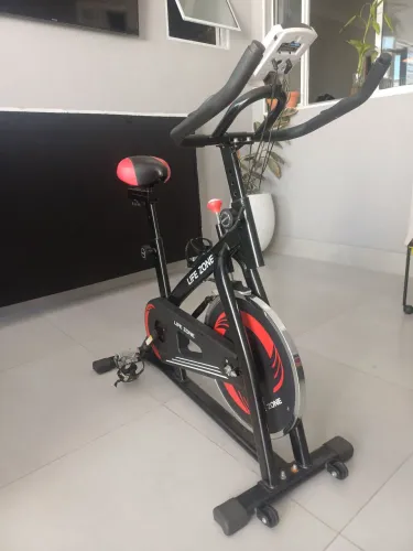 Bicicleta spinning Ergometrica