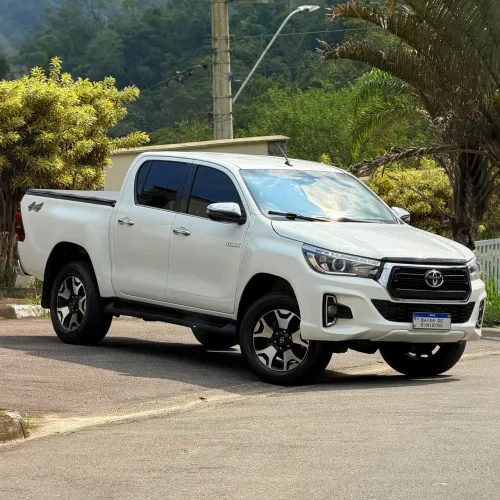 Toyota Hilux CD SRX 4X4 2.8 TDI 16V Diesel Aut. 2018