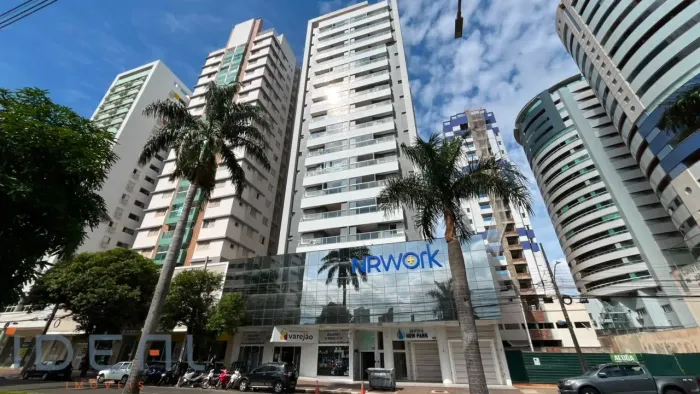 Apartamento a venda no condomínio New Park no bairro Zona 01 Centro - Maringá/PR