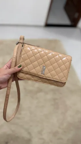 Bolsas em estado de nova 