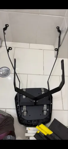 Vendo suporte de Baú XMAX 
