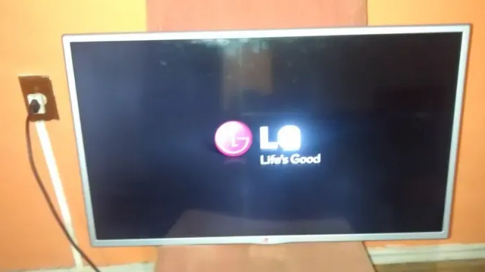 ? Smart TV LG 32? HD - Modelo 32LB580B-SA | Excelente Estado | Oportunidade!