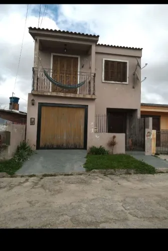 Vende-se sobrado próximo ao posto de saúde vila municipal, rua asfaltada