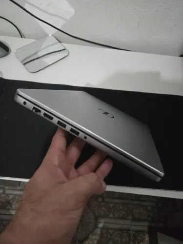 Notebook Dell 14" com ssd e 4gb dedicado de vídeo.