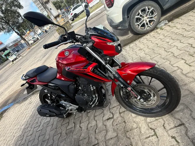 Yamaha Fazer 250