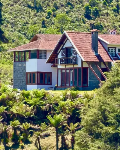 Fazenda/Sítio/Chácara para venda tem 800 metros quadrados com 4 quartos