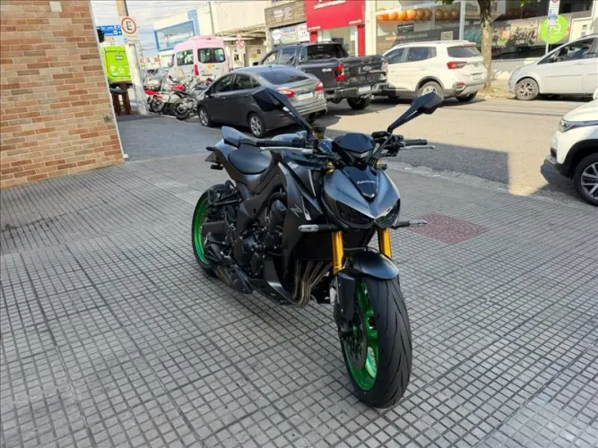 Kawasaki Z1100 se