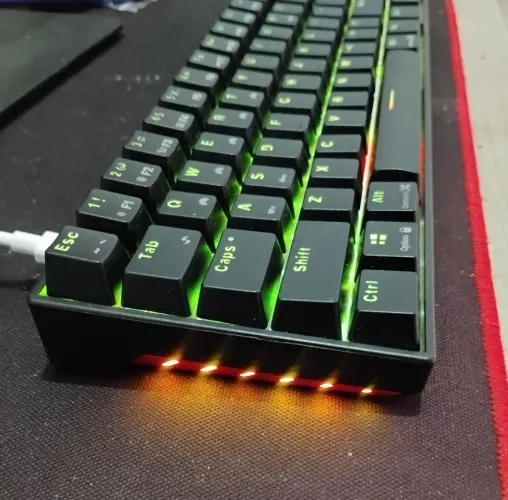Teclado Mecânico com ou Sem Fio 70% Royal Kludge RK71 RGB (Switch Brown) - NOVO