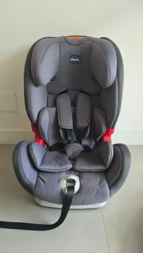 Cadeira infantil Chicco Youniverse Isofix