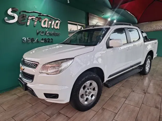 Chevrolet S10 Pick-up LS 2.8 TDI 4X4 CD Dies. Mec. 2014