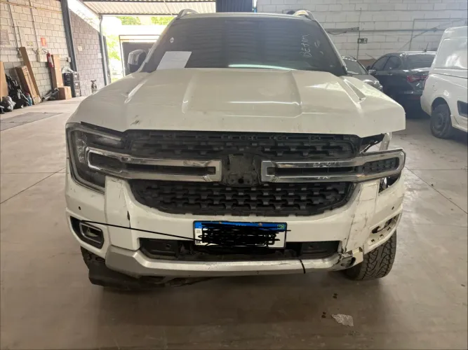 Ford Ranger Limited 3.0 V6 4X4 CD TB Die. AUT 2024