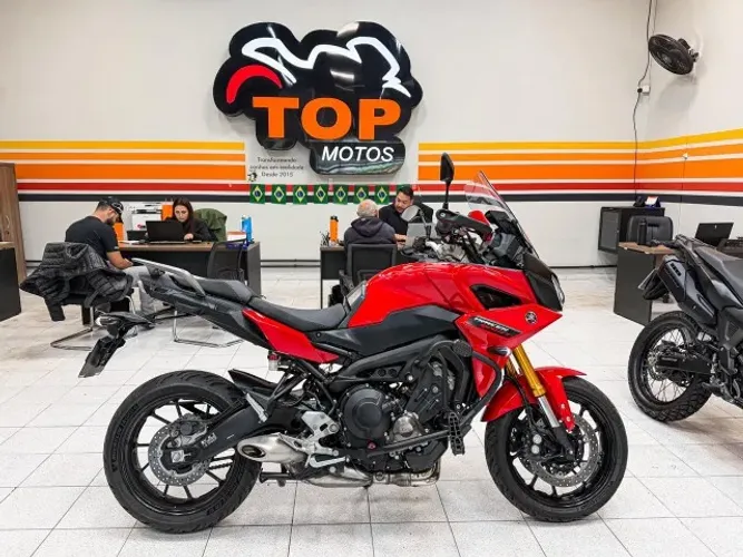 Yamaha Tracer 900 GT 2023 | Tecnologia Premium | Apenas 20.277 KM | Pronta para Viajar.