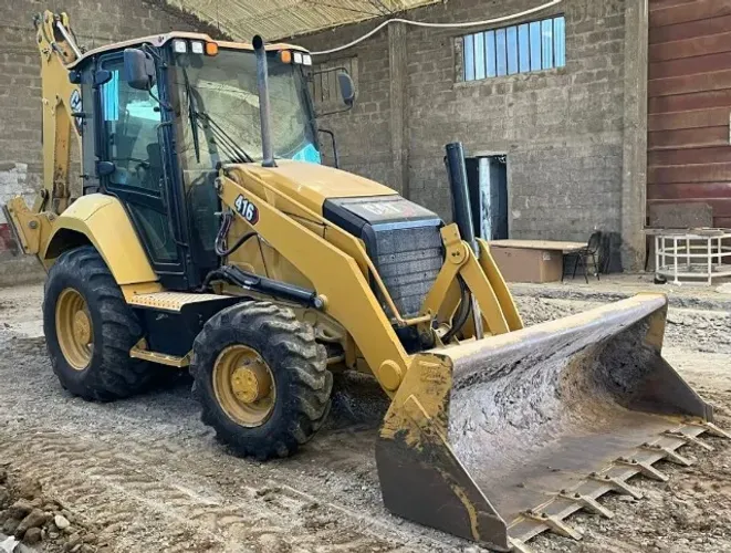 RETROESCAVADEIRA CAT 416 4X4 2023 (REPASSE)