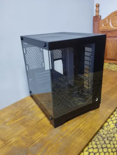 Gabinete Gamer Galaxy Glas Mini Semi Novo m-ATX ITX Lateral e Frontal em Vidro Temperado