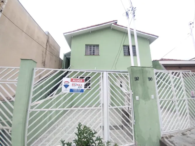 Casa para locação em Chora Menino com 2 quartos, 90m²