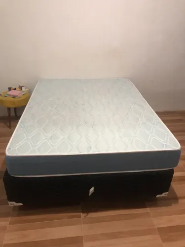 Vendo cama de casal  NOVA 