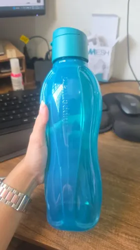 Garrafa do plástico Tupperware Eco Tupper Plus 1L