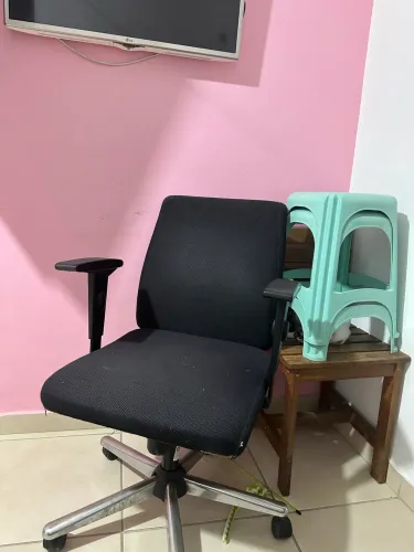 Doação cadeira de escritório