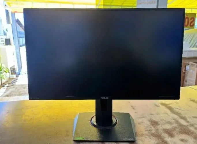 Monitor Gamer ASUS TUF Gaming VG259QR, 24,5", IPS, Full HD (1920×1080) e 165Hz.