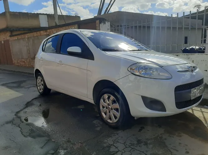 Fiat Palio Attractive 1.0 EVO Fire Flex 8V 5P 2015