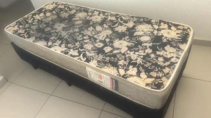 Cama solteiro box para levar hoje 170,00 colchão ortobom