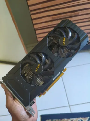 Placa de Vídeo GTX 1060 6GB PNY - LEIA A DESCRIÇÃO (Para Peças / Reparo)