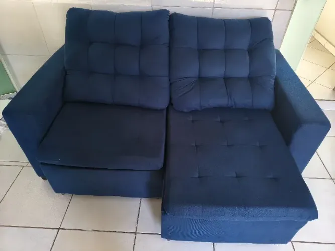 Sofá retrátil dois lugares