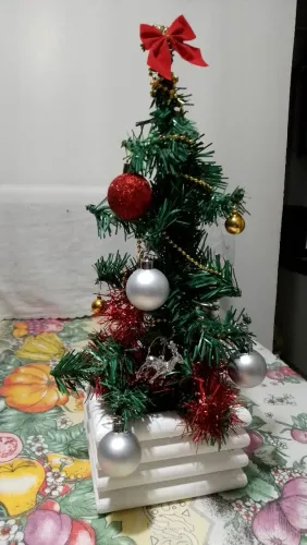 Pinheiro de Natal singelo - artesanal