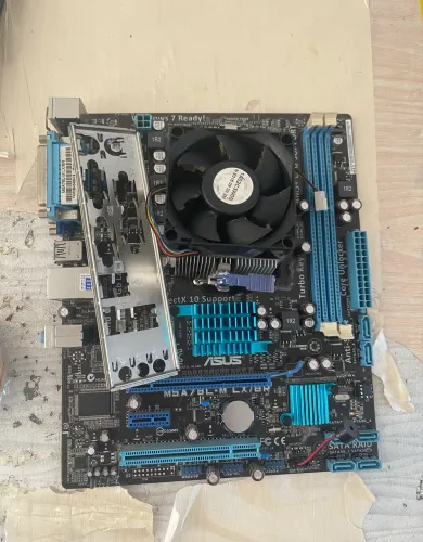 Kit Usado AMD FX-6300 + Placa-mãe AM3+