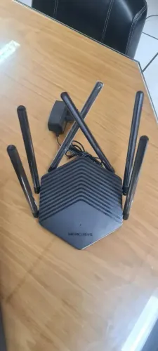 Roteador Wi-fi Gigabit Ac1900 Mr50g Mercusys Bivolt(usado)