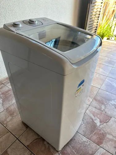 Máquina de Lavar, Semi-Nova Eletrolux