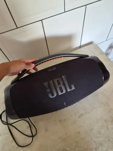 Caixa Jbl bombox 3