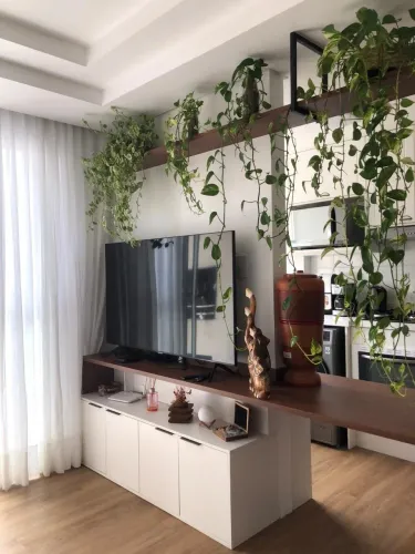 FINANCIÁVEL - Apartamento semi-mobiliado - Florianópolis.