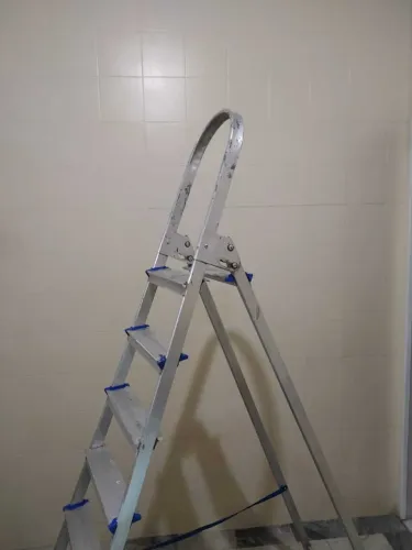Escadas de Alumínio 8 Degraus