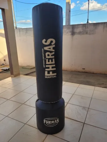 Torre de pancada FHERAS, base firme pesada, torre em espuma e Coutinho, Resistente e macia