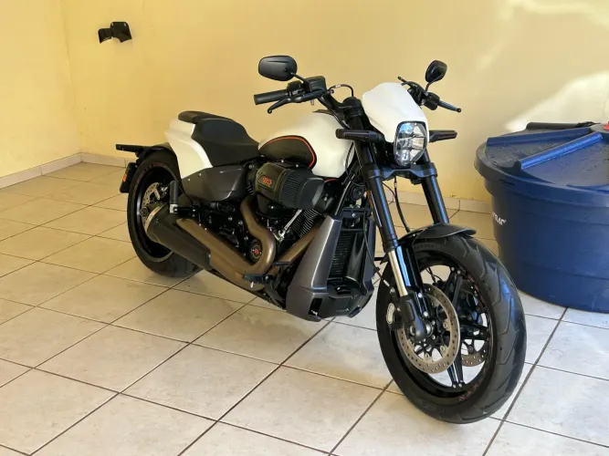 Harley-Davidson Softail Fxdr 2019