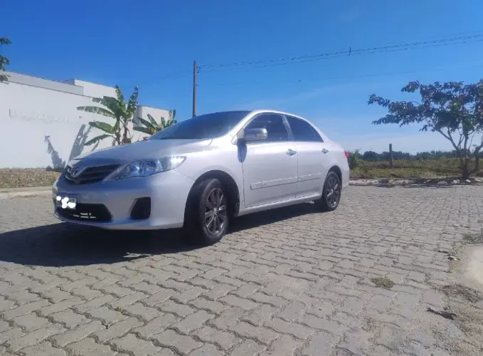 Toyota Corolla Altis 2.0 Flex 16V Aut. 2012