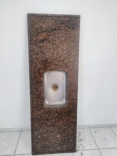 Pia granito