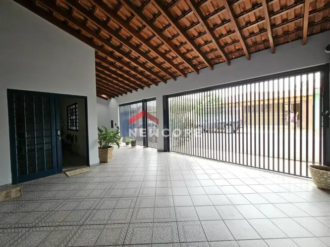 Casa em Rua Paraná - Vila Coralina - Bauru/SP