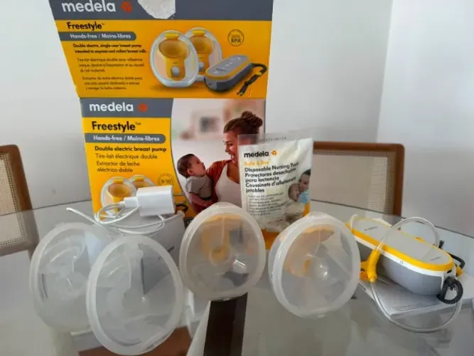 Extratora de leite Medela Novo Extrator Hands-free Freestyle