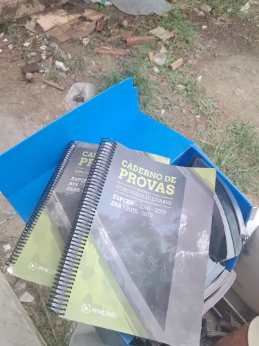 Cadernos concurso militar