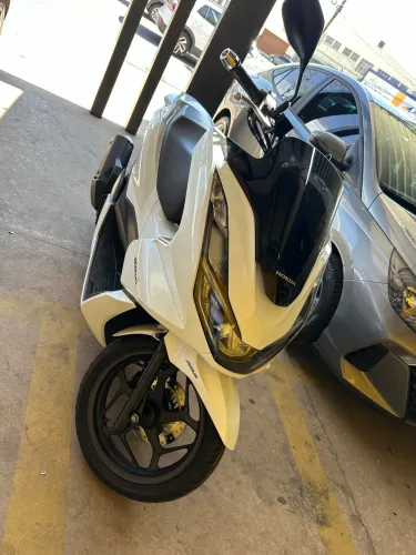 PCX 160
